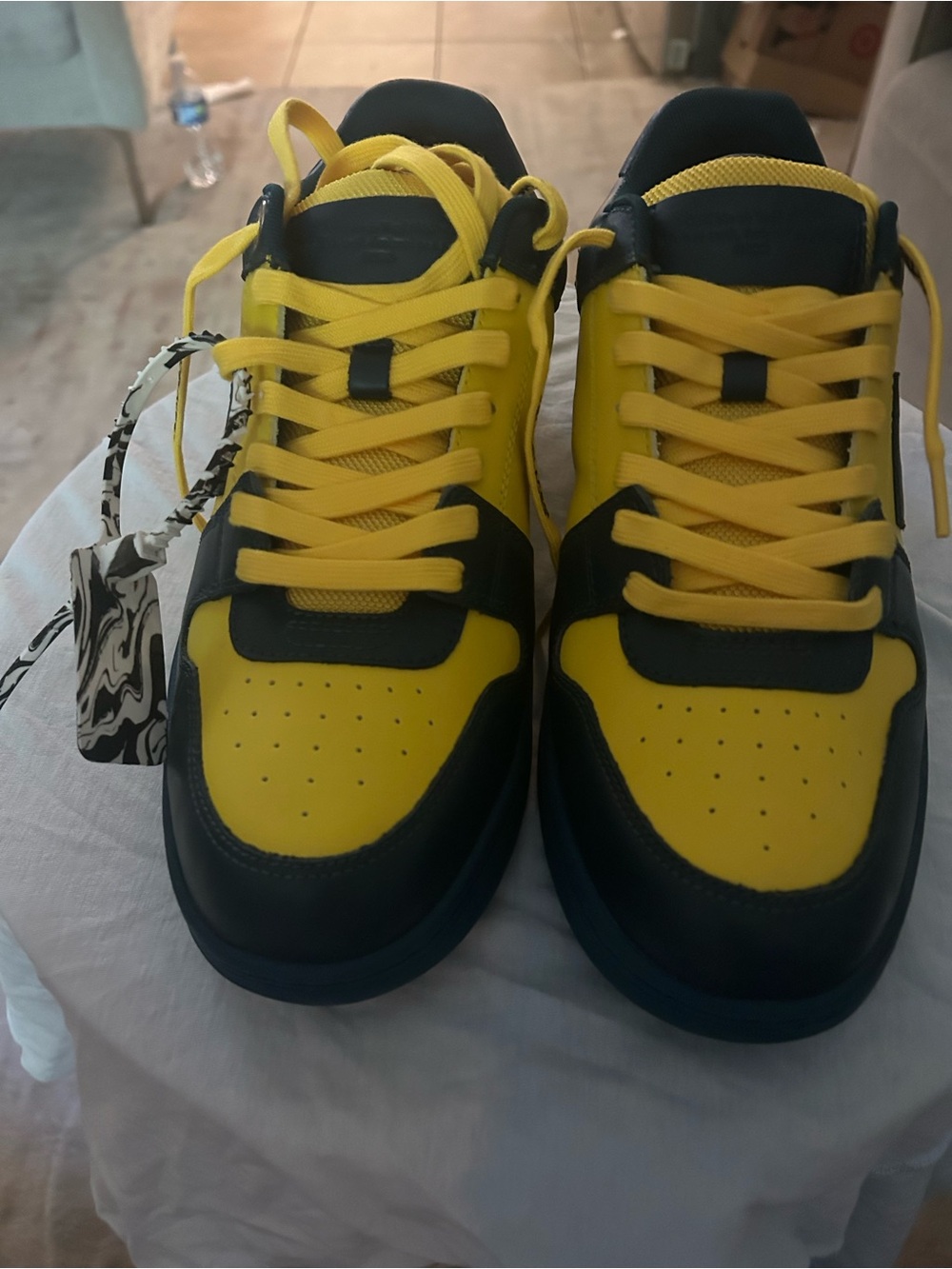 Off-White Men's Sneakers in Yellow and Dark Green - Picture 3 of 5